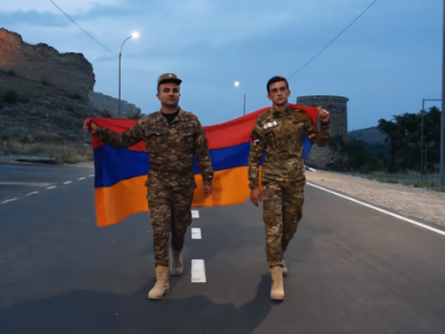 Էրիկ Ծատրյան և Գառնիկ Արմենիա. «Զինվորս տուն գա». ՏԵՍԱՀՈԼՈՎԱԿ