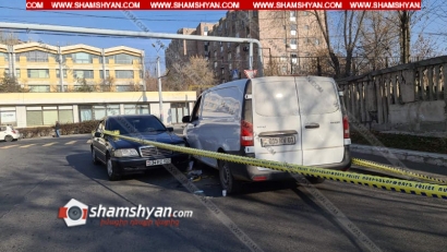 Երևանում Mercedes-ը վրաերթի է ենթարկել երիտասարդ աղջկան, ապա բախվել մեկ այլ Mercedes-ի. ավտոմեքենաների արանքից դուրս են բերել վրաերթի ենթարկվածին, ով տեղափոխվել է հիվանդանոց. ՖՈՏՈՌԵՊՈՐՏԱԺ, ՏԵՍԱՆՅՈՒԹ