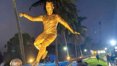 Հնդկաստանում տեղադրել են Կրիշտիանու Ռոնալդուի արձանը, որը մեծ դժգոհություն է առաջացրել. ՏԵՍԱՆՅՈՒԹ