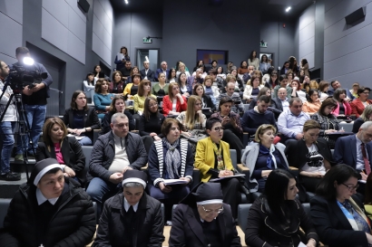 Գյումրիում նշվեց Ընտանիքի միջազգային օրը.  «Թումո» ստեղծարար տեխնոլոգիաների կենտրոնում անցկացվել է Ընտանիքի միջազգային օրվան նվիրված համաժողով
