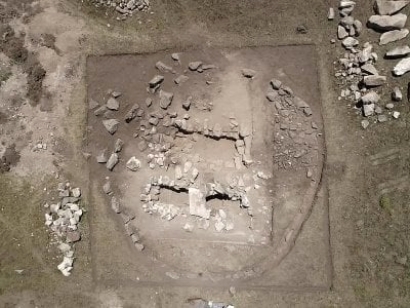 Պեղումներ Քանագեղի ավերված դամբարանադաշտում