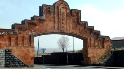 Ավազակային հարձակում Առինջ գյուղում․ ոստիկանները տաք հետքերով՝ «Համով տնակ» հացատան մոտ հայտնաբերել են 70-ամյա կնոջից խոշոր չափի գումար հափշտակած կասկածյալին