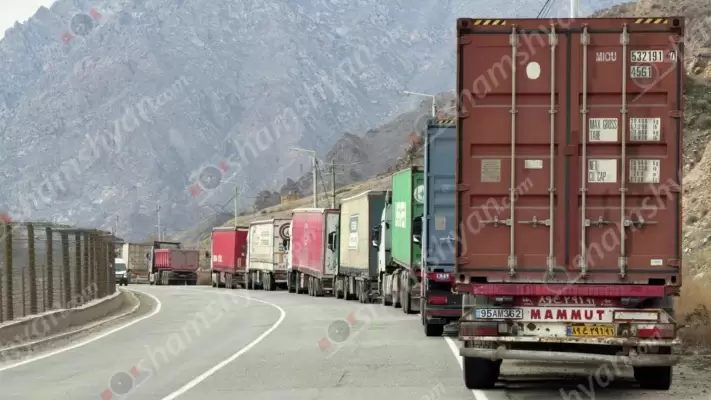 Բագրատաշենի անցակետի վրացական կողմում բեռնատարների երկար հերթեր են․ վարորդները օրերով սպասում են Հայաստան մուտք գործելու համար․ ՏԵՍԱՆՅՈՒԹ