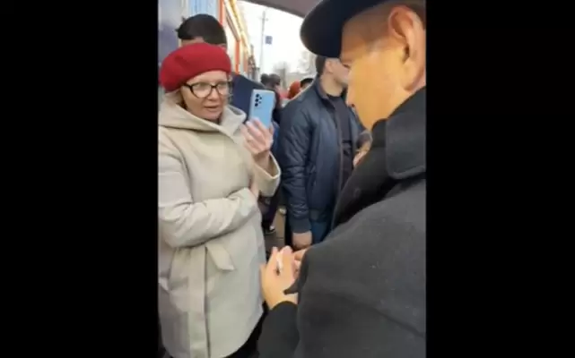 Դուք Արցախը վաճառեցիք, թշնամին հիմա նստած է Սև լճում և Վարդենիսում. քաղաքացին` Փաշինյանին