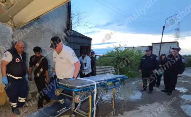 Խոշոր հրդեհ՝ Երևանում․ հրշեջները, մարելով կրակը, տանը հայտնաբերել են ազգությամբ հնդիկ տղայի կիսամոխրացած մարմինը․ տարածքը գազաֆիկացված չի եղել, իսկ հրդեհն էլ առաջացել է 3 կգ-անոց բալոնից․ ՖՈՏՈՌԵՊՈՐՏԱԺ, ՏԵՍԱՆՅՈՒԹ