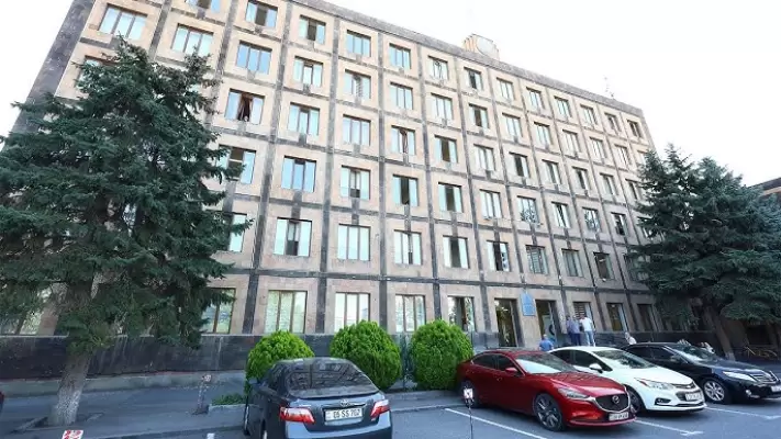 Երևանում 5 ամսական երեխան մանկասայլակից ընկել է ճանապարհի անբարեկարգ հատվածի պատճառով. մայրը դժգոհում է՝ ասելով․ «Մինչ օրս ոչ ոք պատասխանատվություն չի կրել»․ ՏԵՍԱՆՅՈւԹ