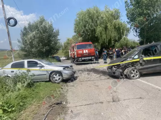 Ավտովթար՝ Գեղարքունիքի մարզում․ Ծովասարում բախվել են համագյուղացիների վարած «Opel Astra»-ն և «Opel Zafira»-ն․ կան վիրավորներ․ ՖՈՏՈՌԵՊՈՐՏԱԺ, ՏԵՍԱՆՅՈւԹ