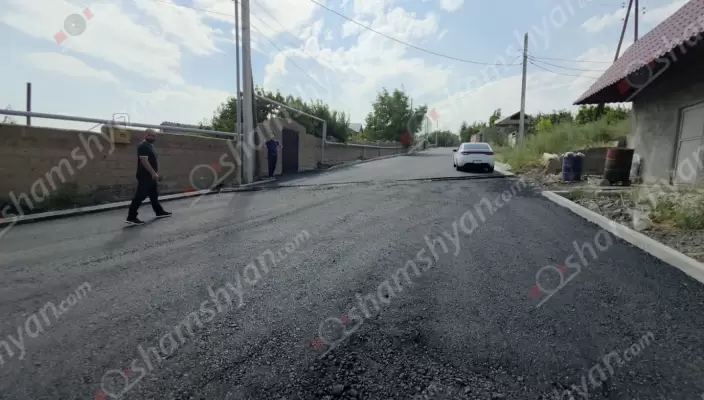 Վարորդների ու զբոսաշրջիկների համար պատուհաս դարձած՝ Օհանավան բնակավայրից Հովհաննավանք տանող ճանապարհը վերջապես հիմնանորոգվեց․ ՏԿԵ նախարարի մեկ հանձնարարականով գործը դեպի դրական կողմ գլխիվայր շրջվեց. ՖՈՏՈՌԵՊՈՐՏԱԺ, ՏԵՍԱՆՅՈւԹԵՐ