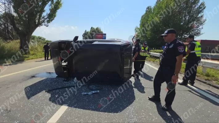 Ավտովթար՝ Գեղարքունիքի մարզում․ Երևան-Սևան ավտոճանապարհին բախվել են անչափահասի վարած «ՎԱԶ 2101»-ը և «ՎԱԶ 2121»-ը․ վերջինը կողաշրջված հայտնվել է ճանապարհի մեջտեղում․ ՖՈՏՈՌԵՊՈՐՏԱԺ, ՏԵՍԱՆՅՈւԹ