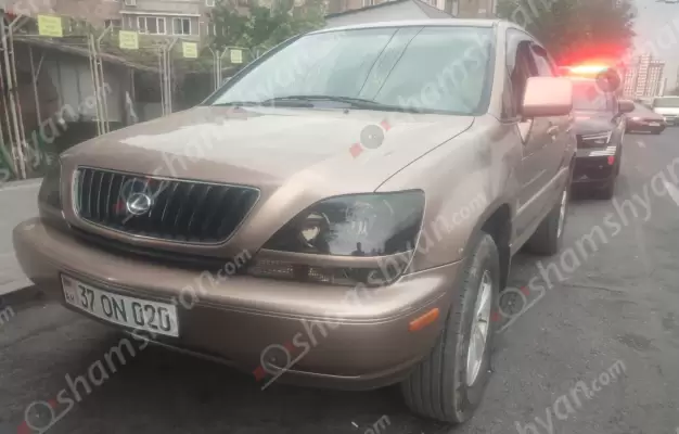 ԲԱՑԱՌԻԿ ՏԵՍԱՆՅՈւԹ. ՊԾ Երևանի գնդի հրամանատարի հանձնարարականով հետախուզական խմբի պարեկները տաք հետքերով  հայտնաբերեցին «Lexus»-ի օրինախախտ վարորդին. ՖՈՏՈՌԵՊՈՐՏԱԺ