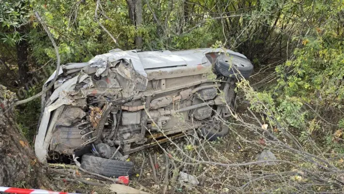 Ավտովթար՝ Կոտայքի մարզում․ 49-ամյա վարորդը «Mitsubishi Pajero»-ով բախվել է ծառերին և կողաշրջված հայտնվել ծառերի մեջ․ կա վիրավոր․ ՖՈՏՈՌԵՊՈՐՏԱԺ, ՏԵՍԱՆՅՈւԹ